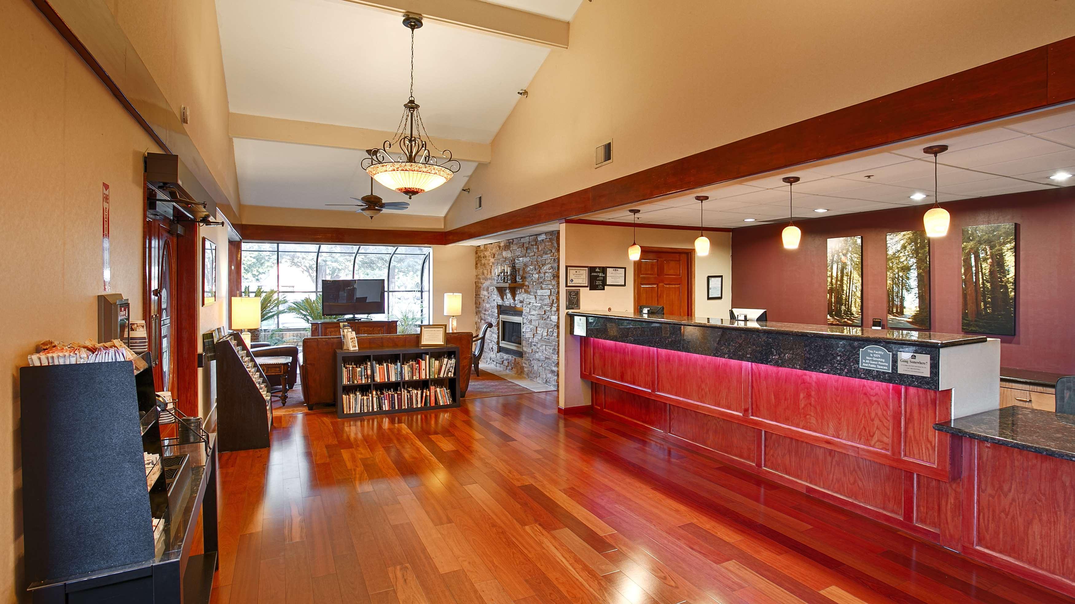 Best Western Plus Forest Park Inn Gilroy Exterior foto