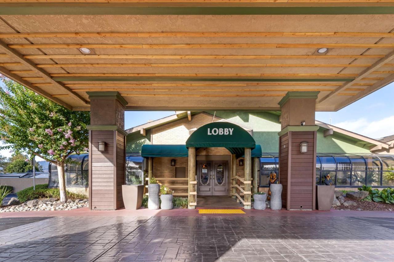 Best Western Plus Forest Park Inn Gilroy Exterior foto