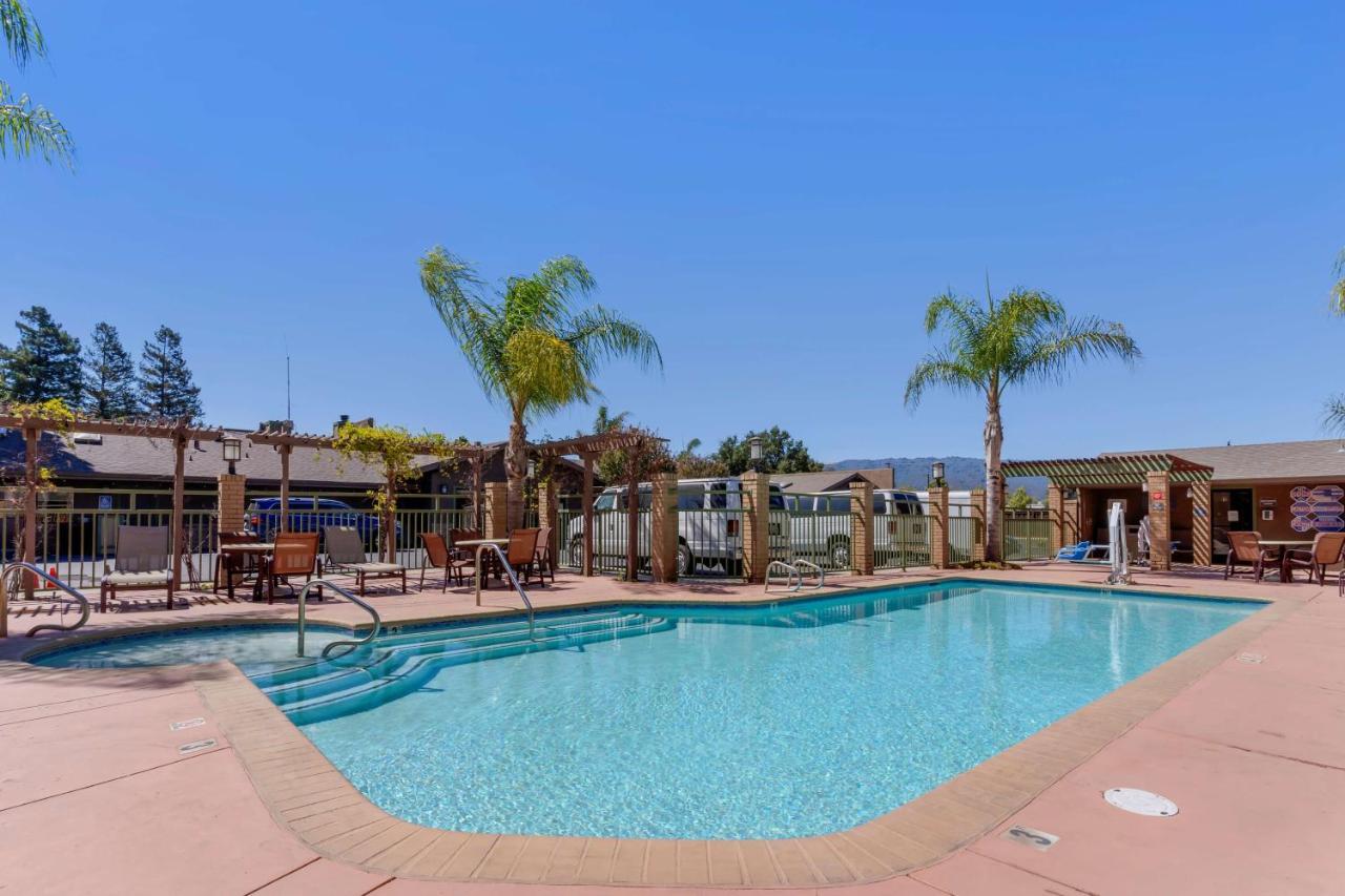Best Western Plus Forest Park Inn Gilroy Exterior foto
