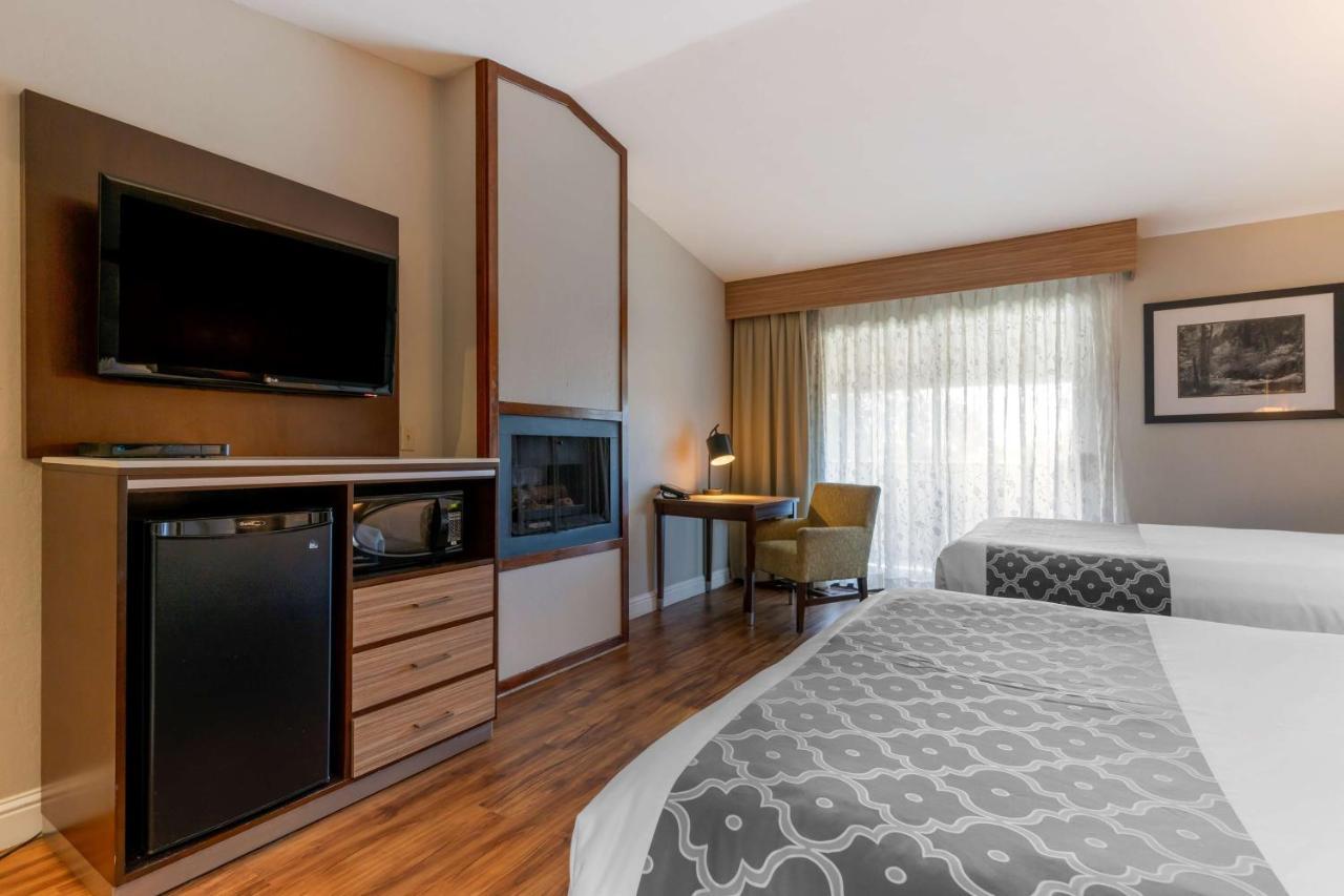 Best Western Plus Forest Park Inn Gilroy Exterior foto