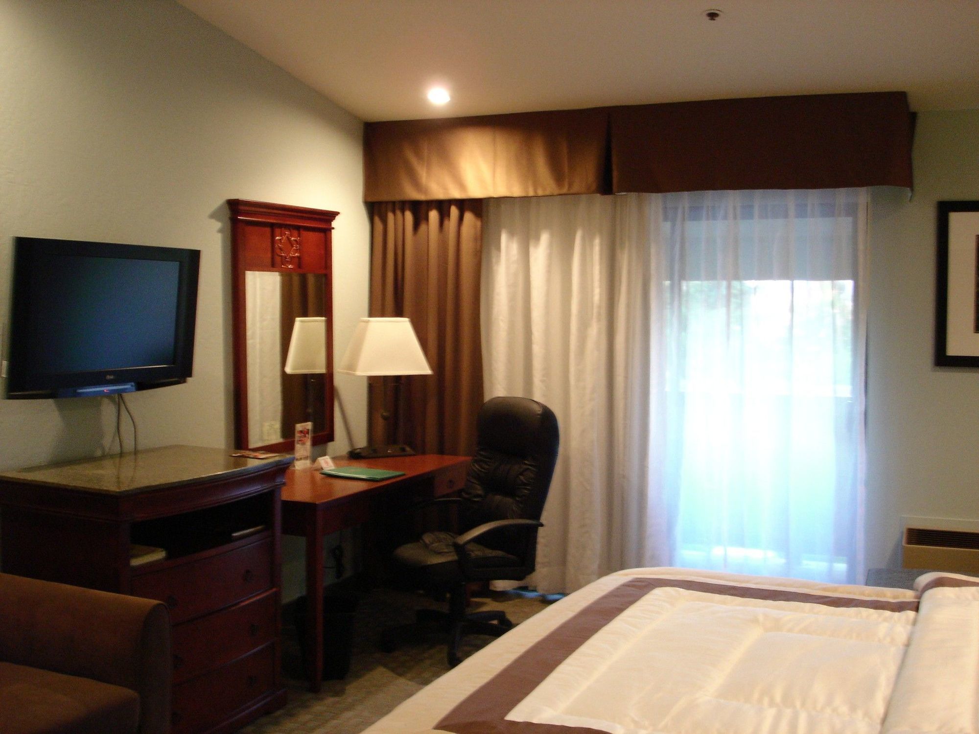 Best Western Plus Forest Park Inn Gilroy Exterior foto